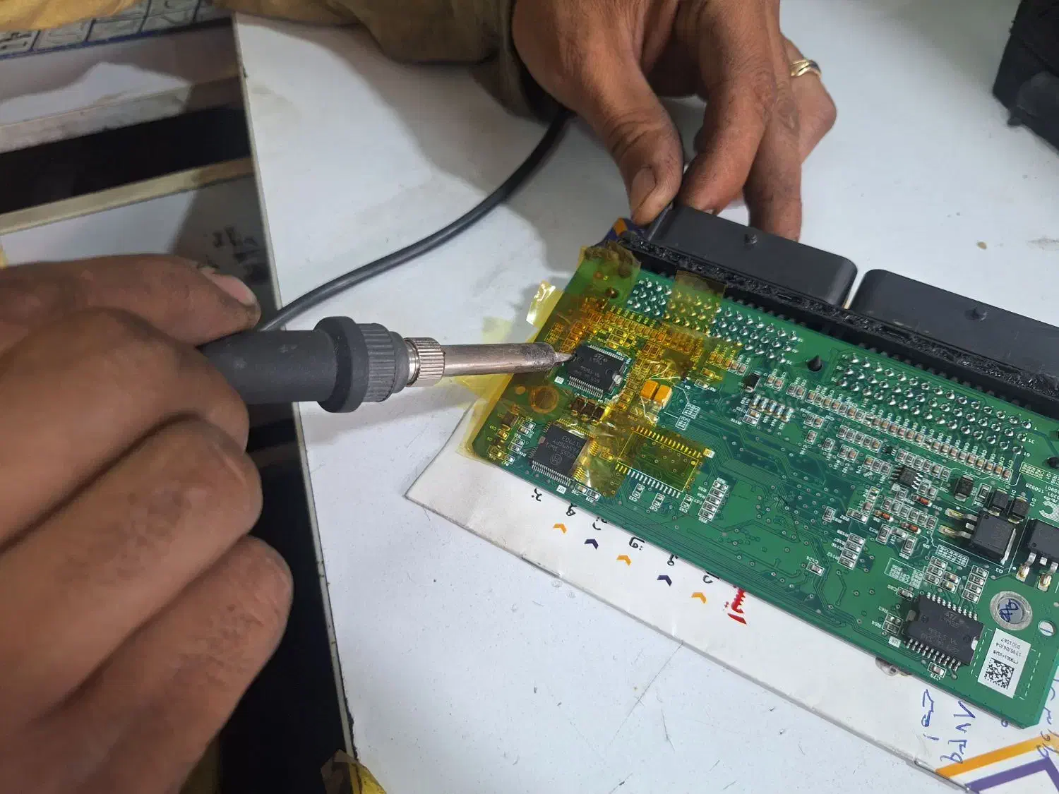 تعمیرات کامپیوتر و باطری سازی سیار|خدمات موتور و ماشین|ری, شهید غیوری (ابن باویه)|دیوار