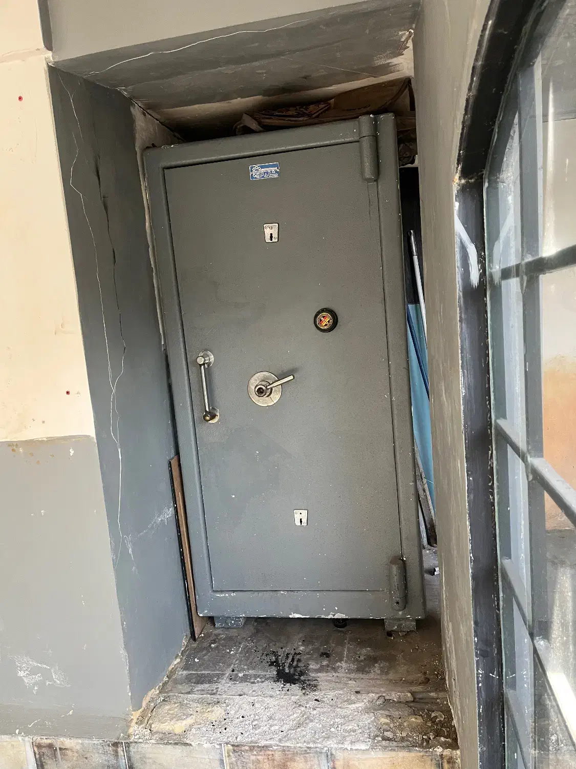 گاو صندق|ابزارآلات|مشهد, سجاد شهر|دیوار