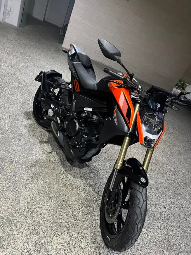 کی وی K249n مدل ۴۰۳|موتورسیکلت|تهران, فلاح|دیوار