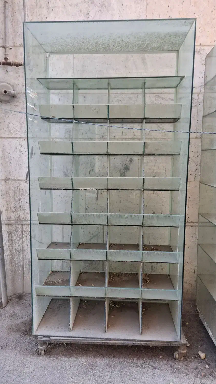 ویترین شیشه ای ۲ عدد|فروشگاه و مغازه|شیروان (خراسان), |دیوار