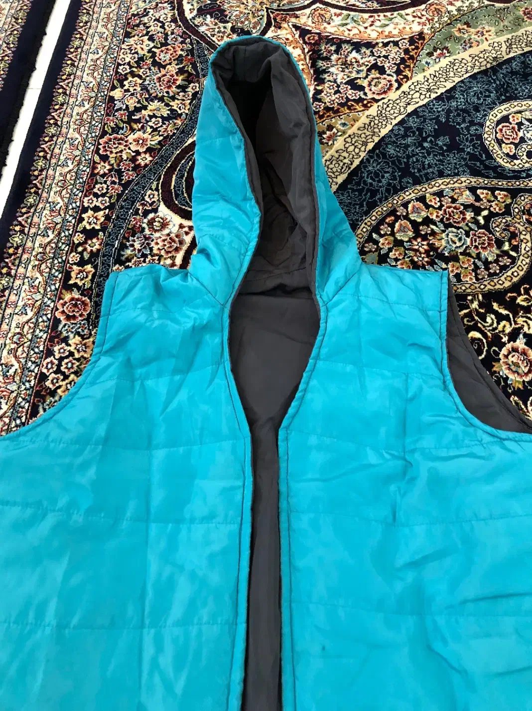 پافر|لباس|تهران, خاک سفید|دیوار