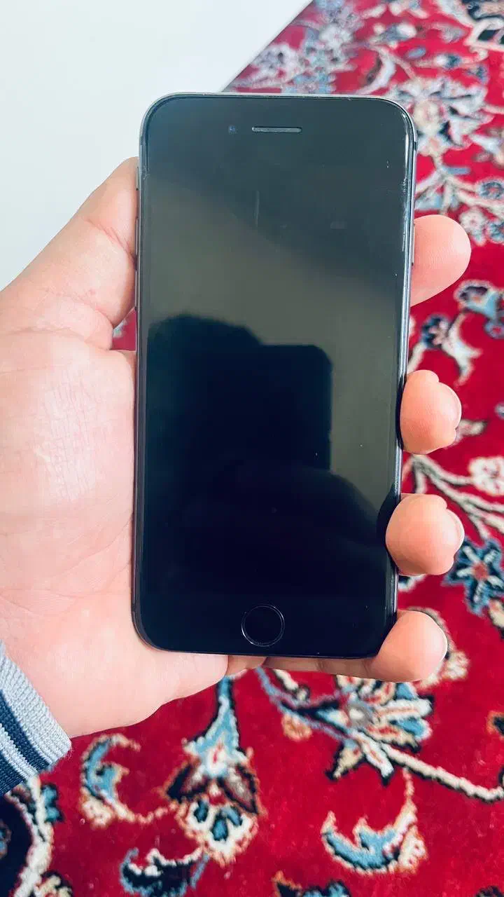 Iphone 8 64gig|موبایل|گرگان, |دیوار