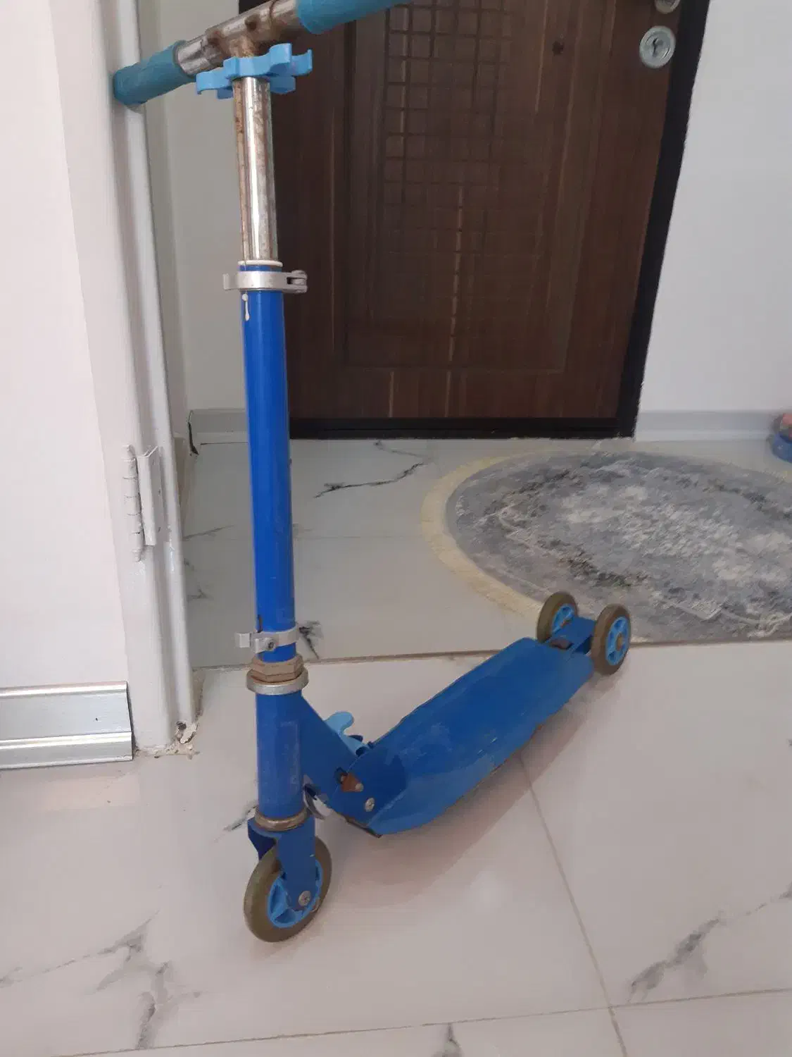 اسکوتر اصلی در حد|دوچرخه، اسکیت، اسکوتر|گلبهار, شهر جدید گلبهار|دیوار