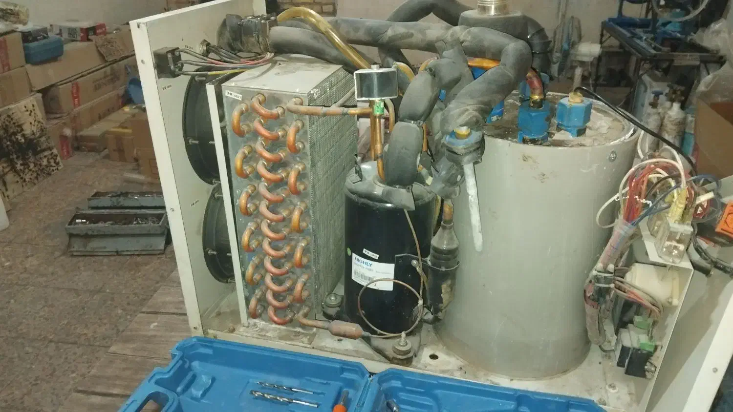 شارژ تیوب لیزر co2 و تعمیرات چیلر لیزر|خدمات پیشه و مهارت|مشهد, وحید|دیوار