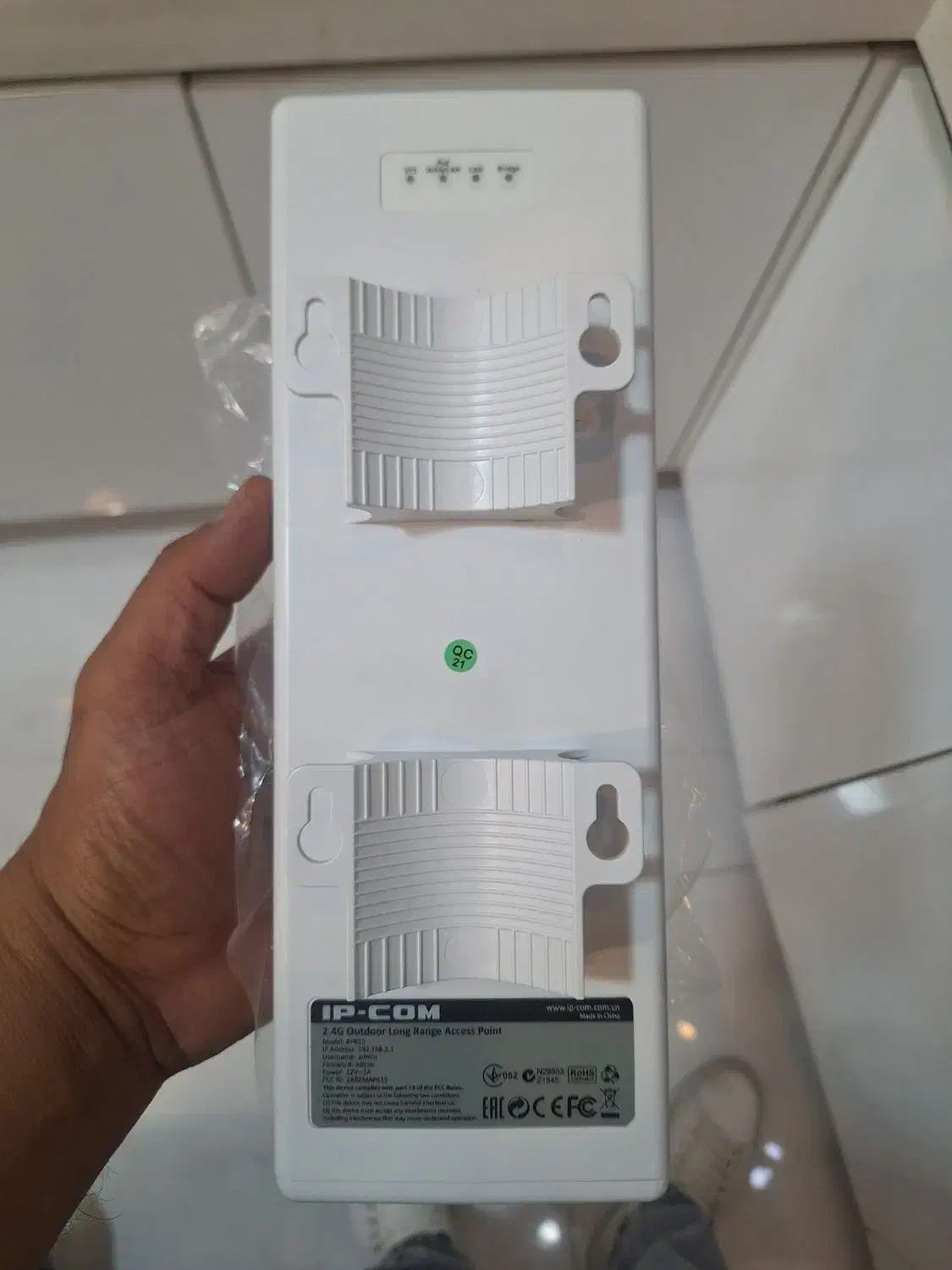 اکسس پوینت اوتدور ip com ap615|مودم و تجهیزات شبکه|اصفهان, خلجا|دیوار