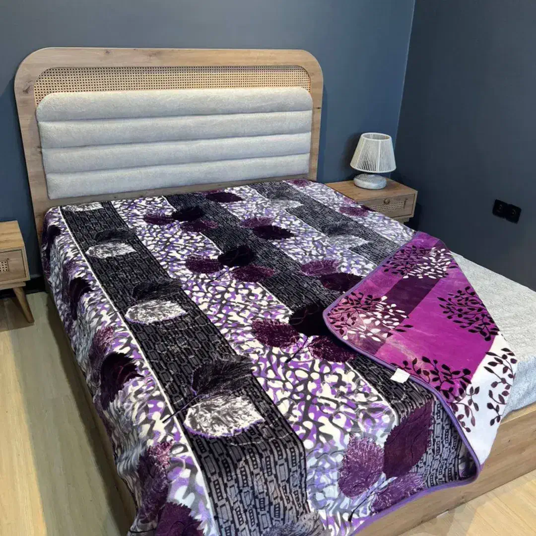 پتو|رختخواب، بالش، پتو|تربت جام, امام|دیوار