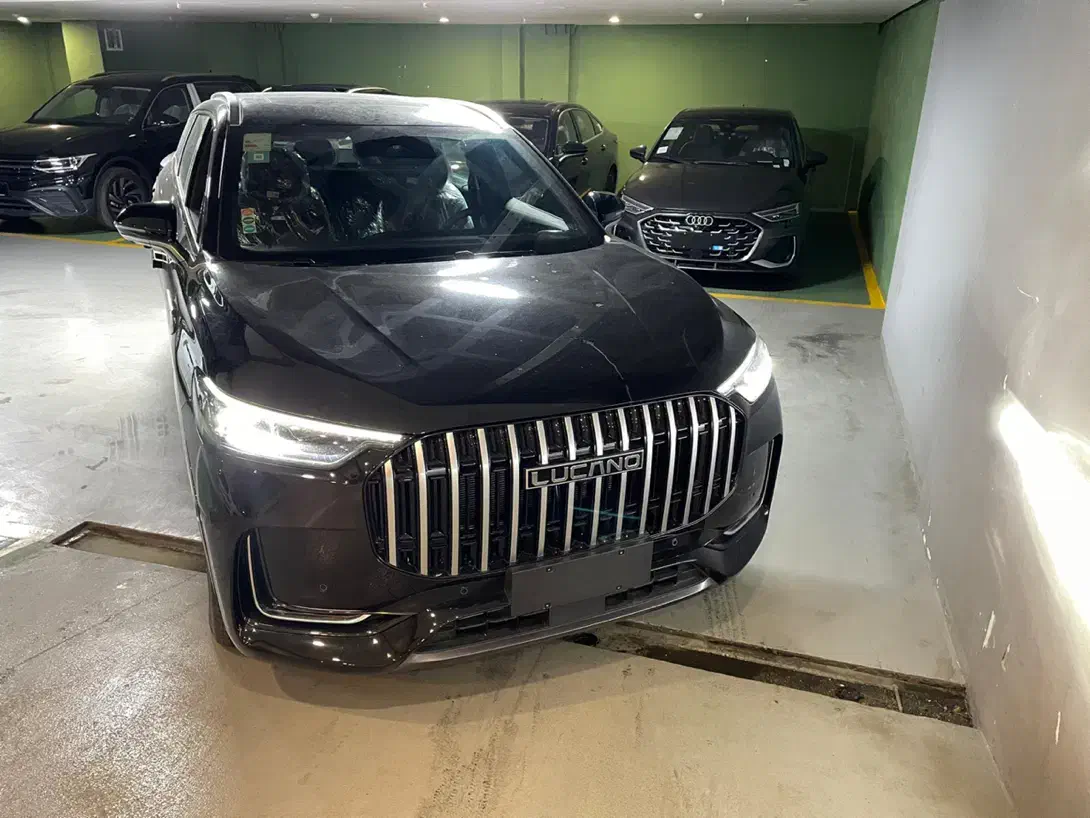 Tkk//لوکانو L8|خودرو سواری و وانت|تهران, حکمت|دیوار