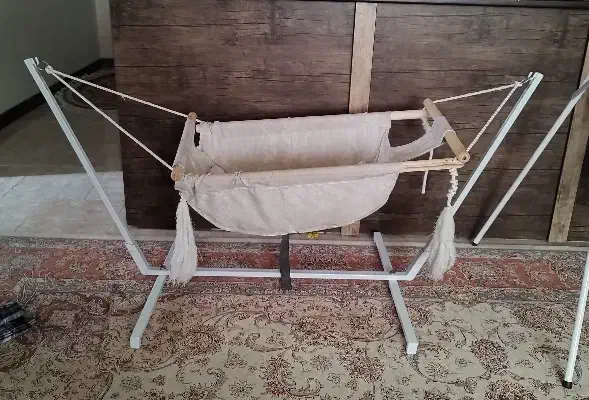 گهواره بچه|تخت و صندلی بچه|یزد, |دیوار