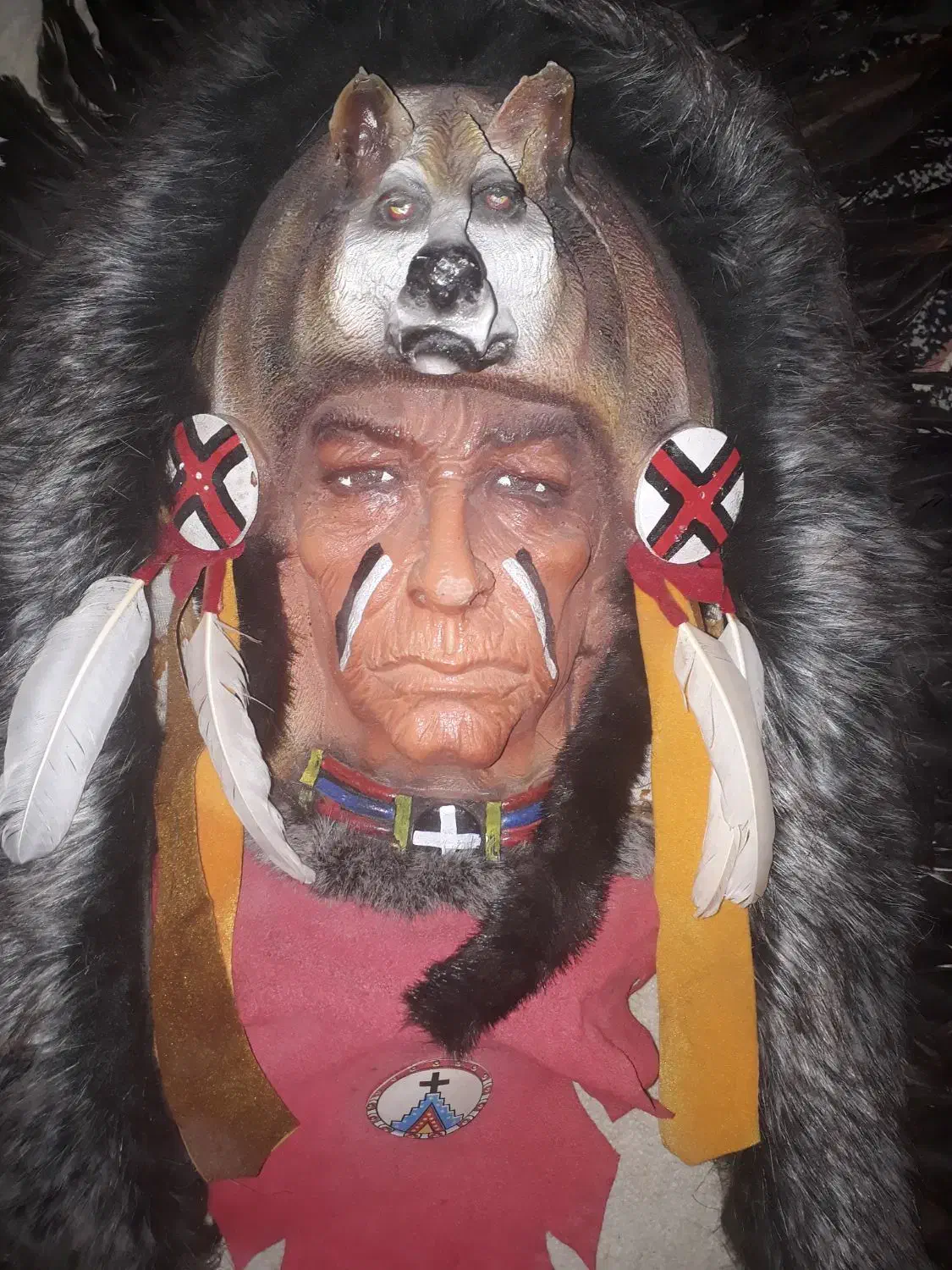 مجسمه و دیوارکوب سرخپوست|مجسمه، تندیس، ماکت|اندیشه, اندیشه فاز ۱|دیوار