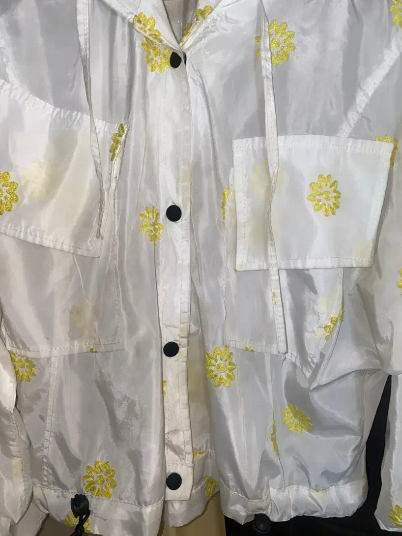 بارونی کلاهدار کوتاه ۴۰۰|لباس|شیراز, شهرک ایثار|دیوار