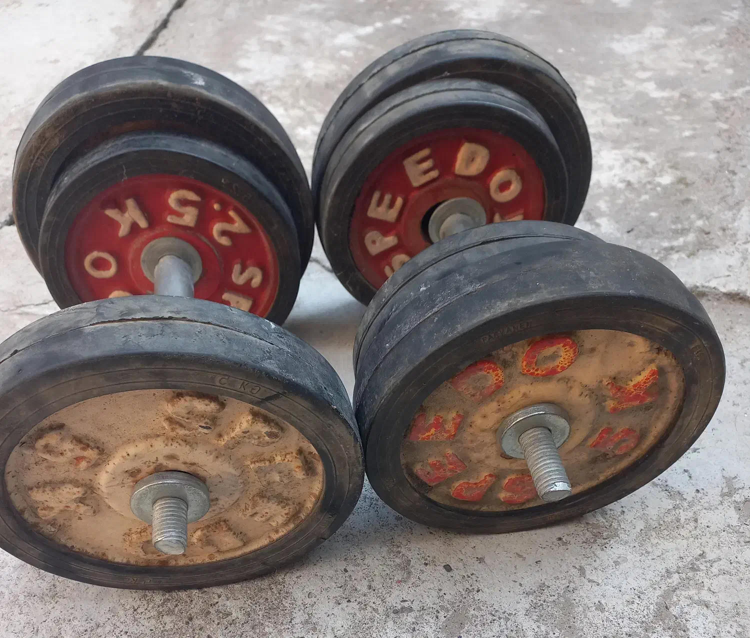 یک جفت دمبل ورزشی|تجهیزات ورزشی|آمل, |دیوار