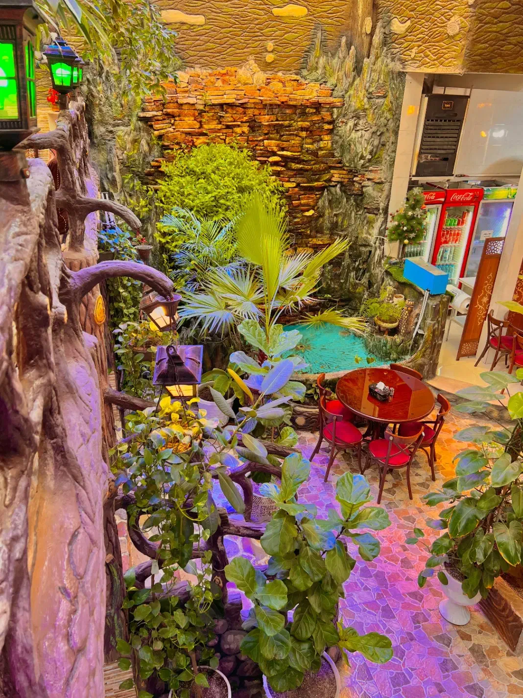 کار در رستوران (ظرف شور خانم)|استخدام خدمات فروشگاه و رستوران|تبریز, |دیوار