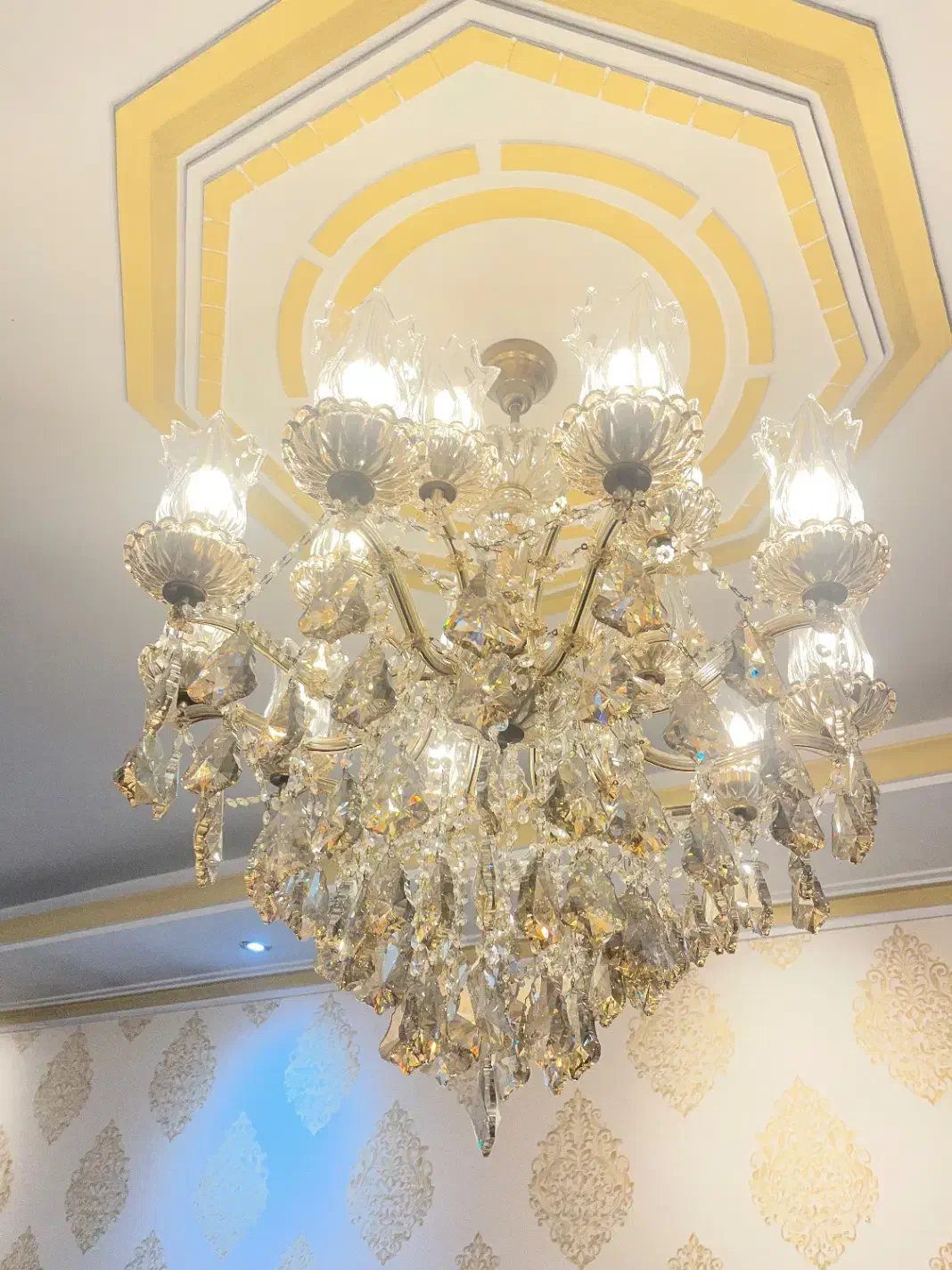 دو عدد لوستر کریستال|لوستر و چراغ آویز|تهران, امیرآباد|دیوار