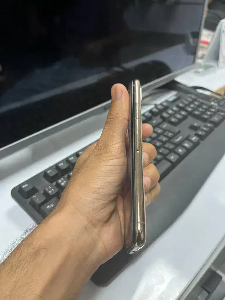 ایفون xs|موبایل|میناب, |دیوار