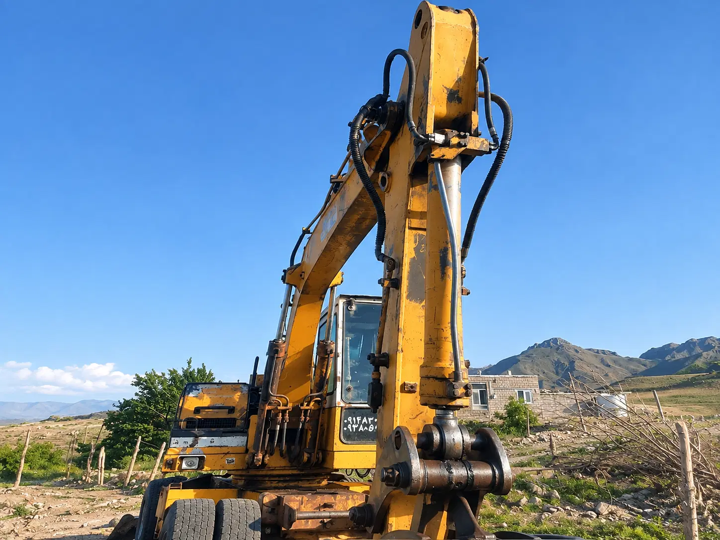 بیل مکانیکی Liebherr 912|خودرو سنگین|تبریز, |دیوار