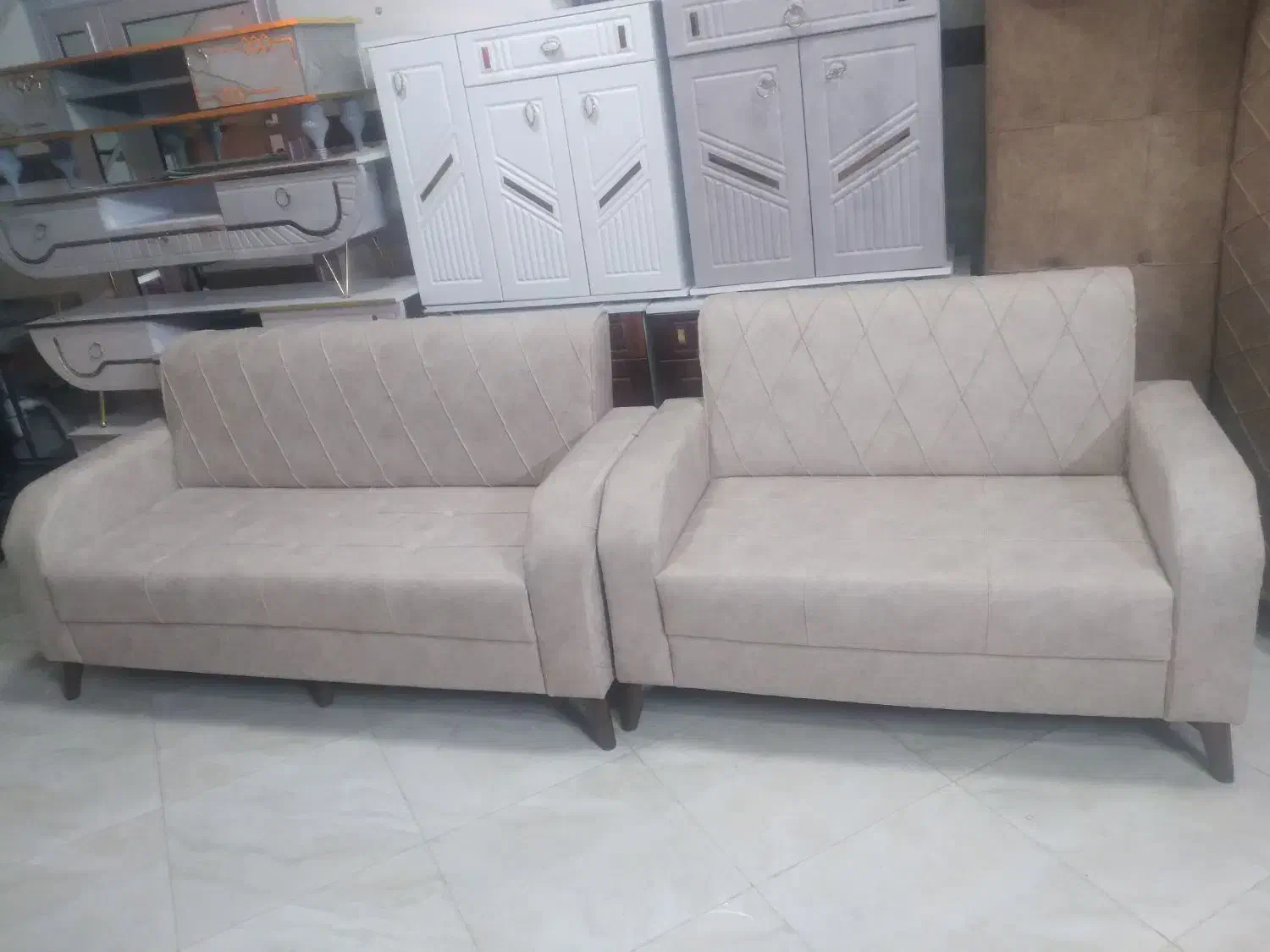 مبل هفت نفره هیجده میلیونوپونصدهزارتومان|مبلمان خانگی و میز عسلی|سراب, |دیوار