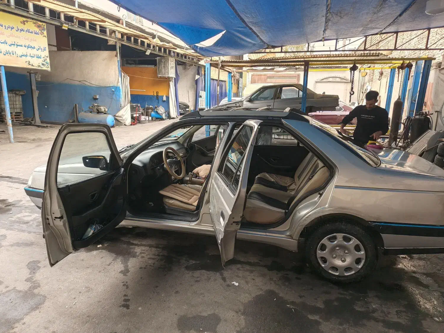 پژو۴۰۵|خودرو سواری و وانت|تهران, مینابی|دیوار