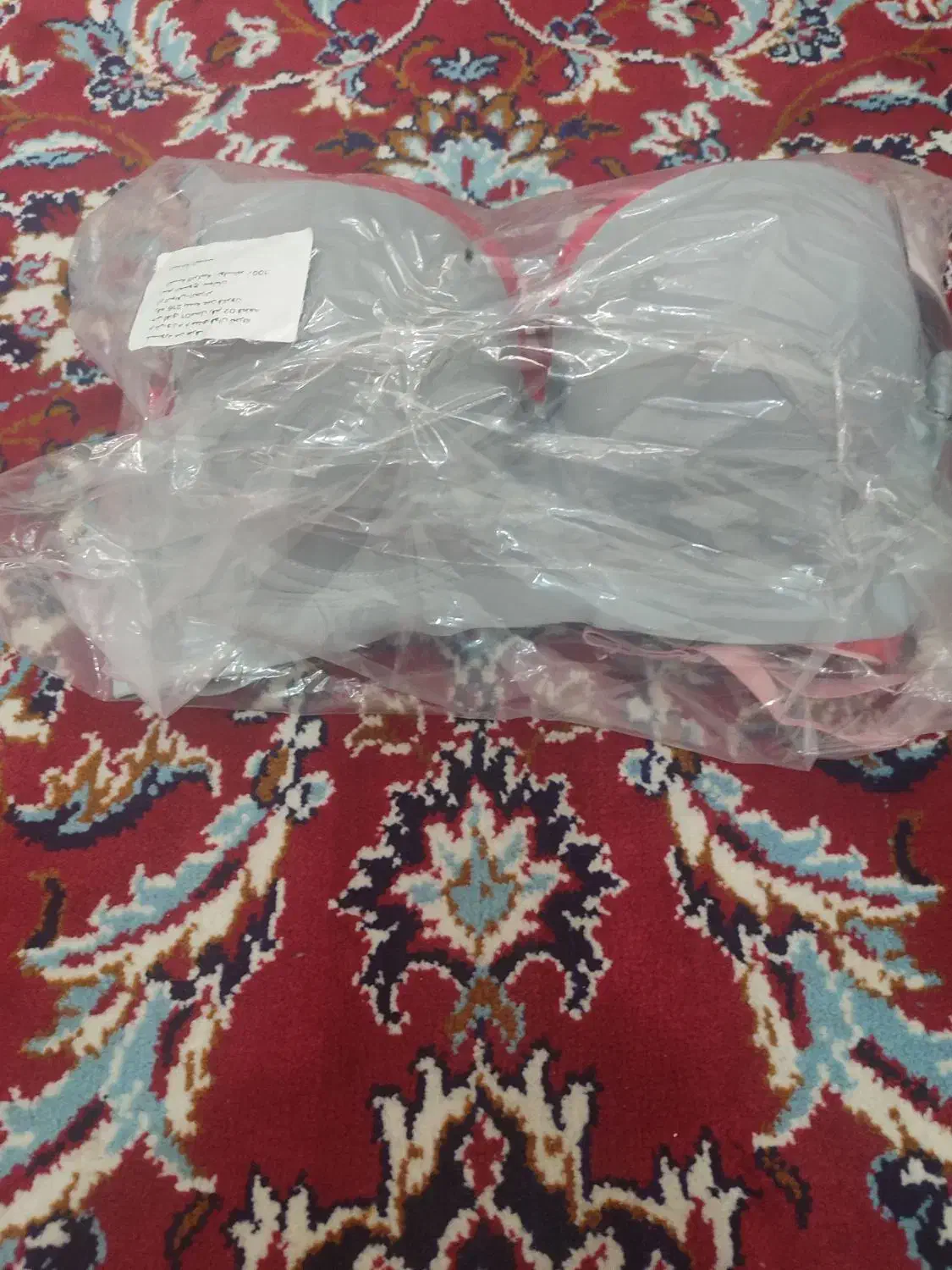 لباس|لباس|شیراز, بریجستون|دیوار