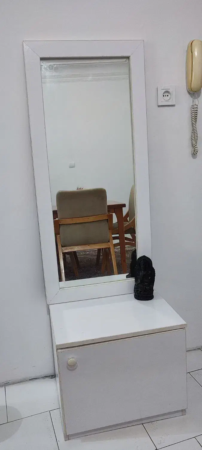 آینه|آینه|رشت, خمیران زاهدان|دیوار