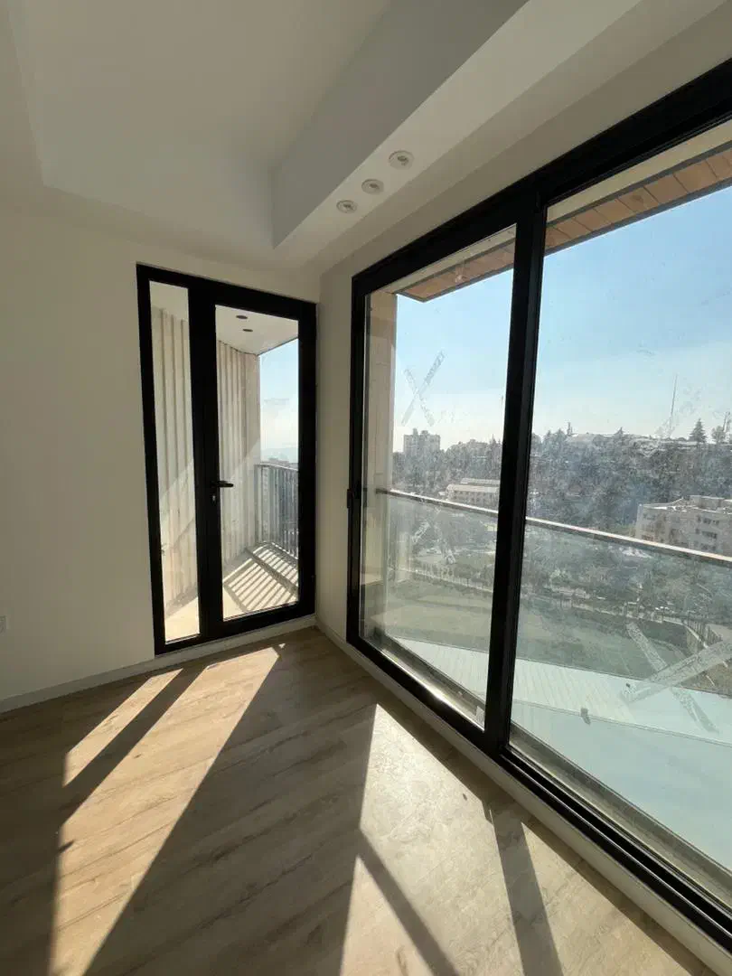 نیاوران نوساز و مدرن