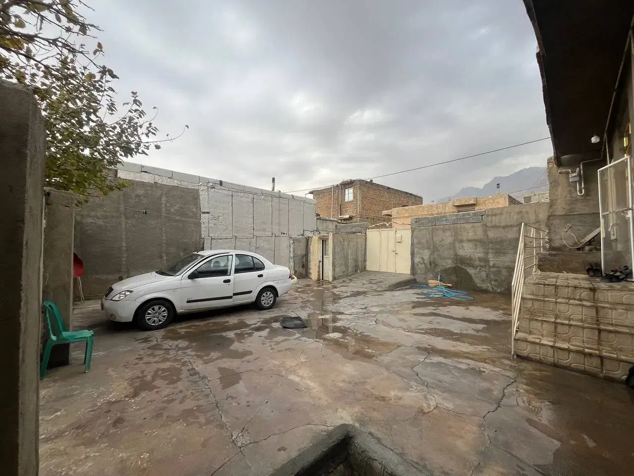 خانه ویلایی شهرک بلوردی|فروش خانه و ویلا|بیستون, |دیوار