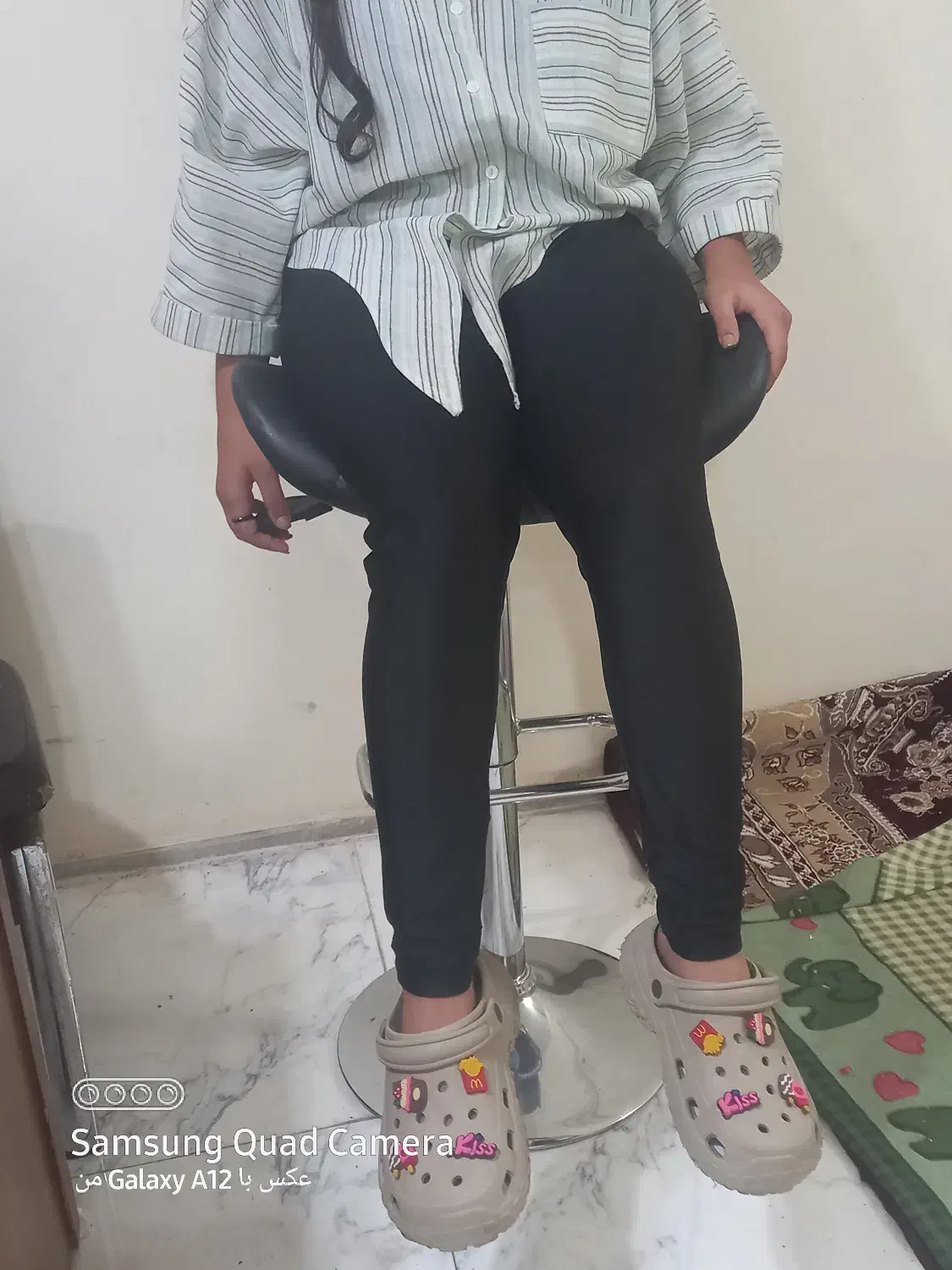 صندلی اوستا کاری|صندلی و نیمکت|رشت, حمیدیان|دیوار