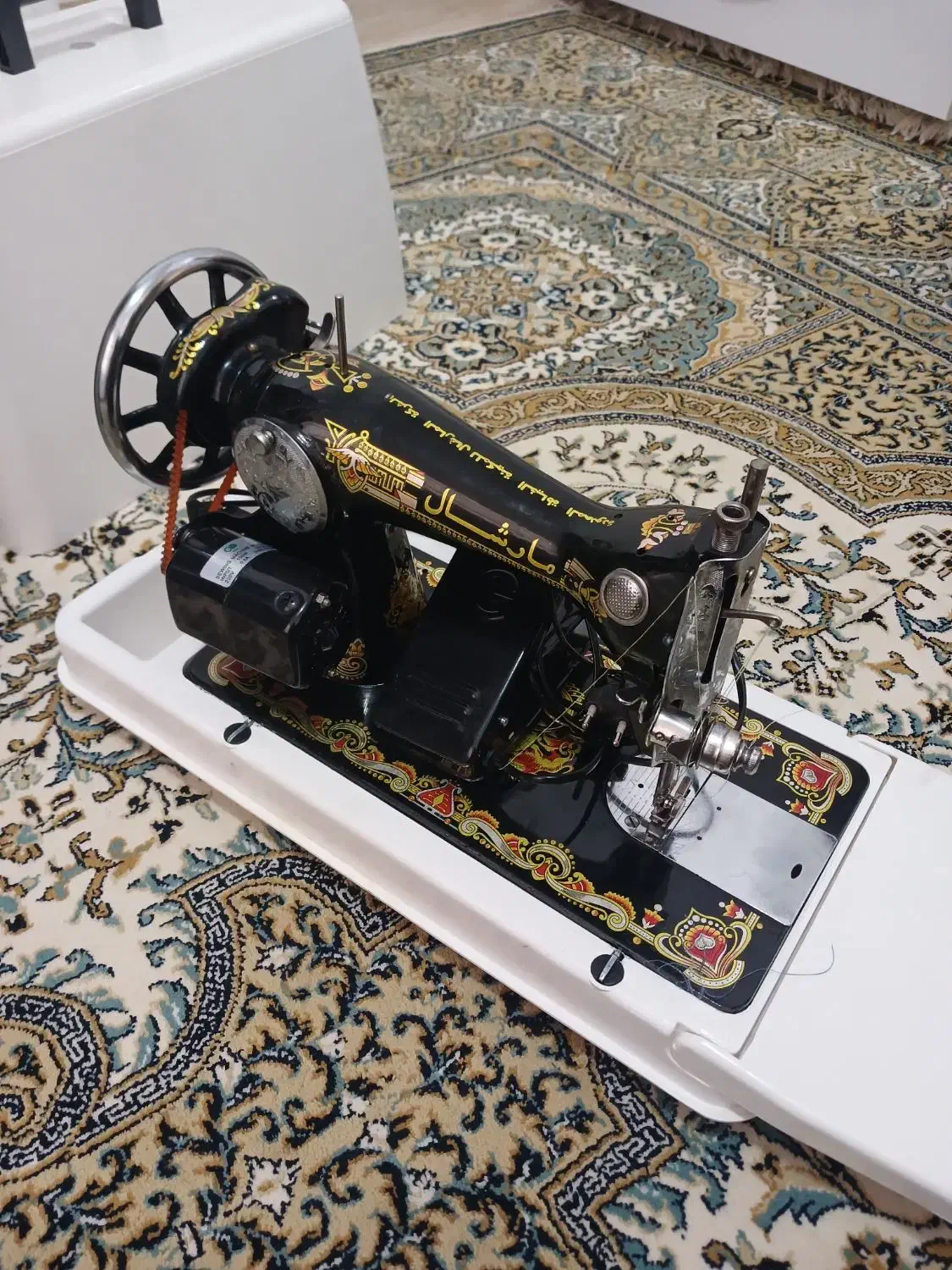 چرخ خیاطی برقی|چرخ خیاطی و ریسندگی|خواف, |دیوار