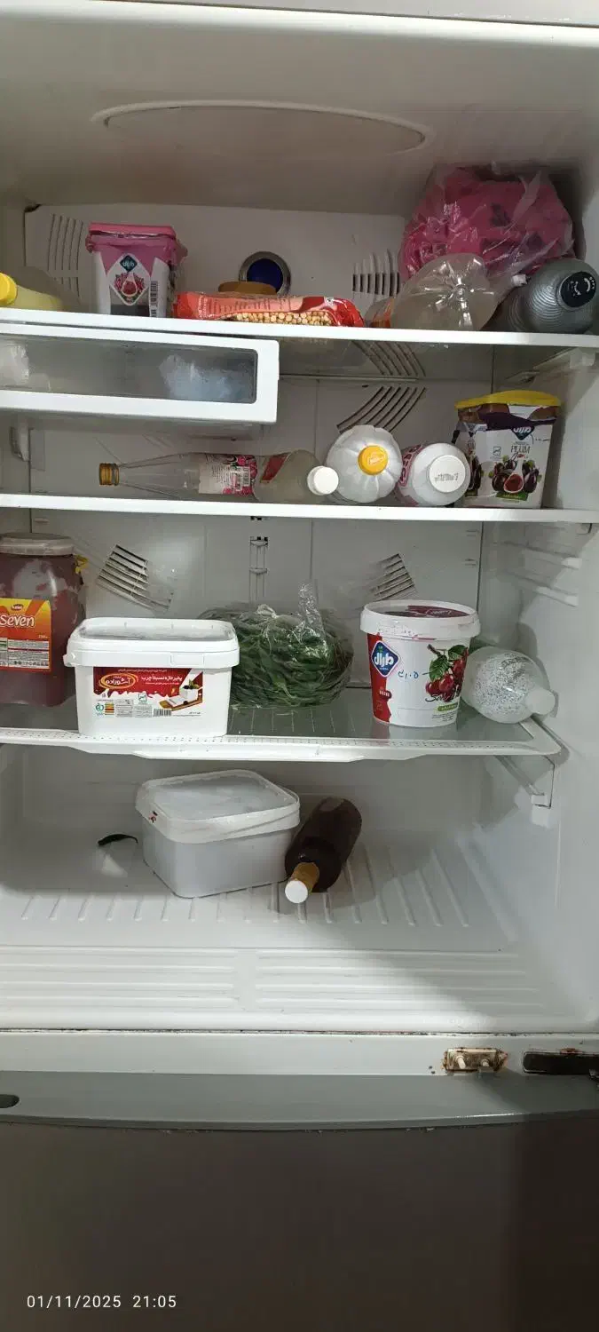 یخچال اسنوا سالم فریزر کاملا سالم|یخچال و فریزر|کلاله, |دیوار