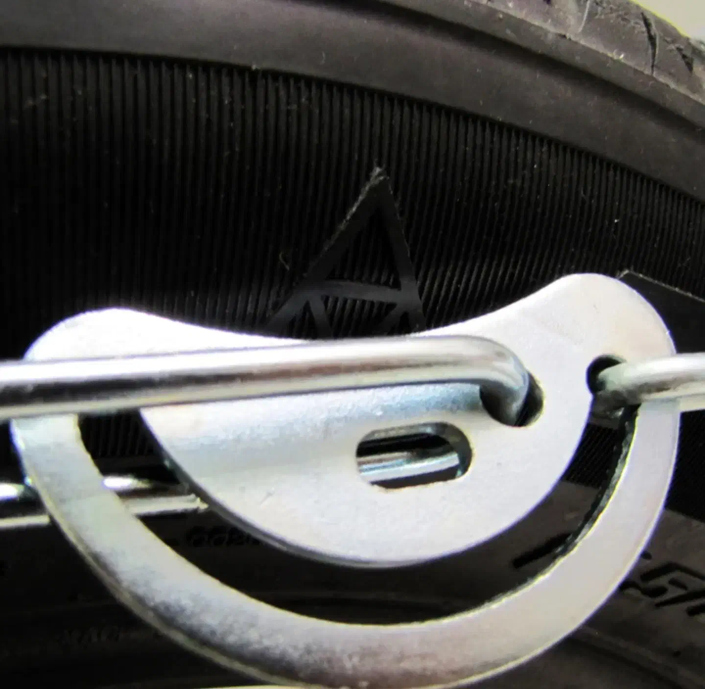 زنجیر چرخ خودرو|قطعات یدکی و لوازم جانبی|شیراز, عادل آباد|دیوار