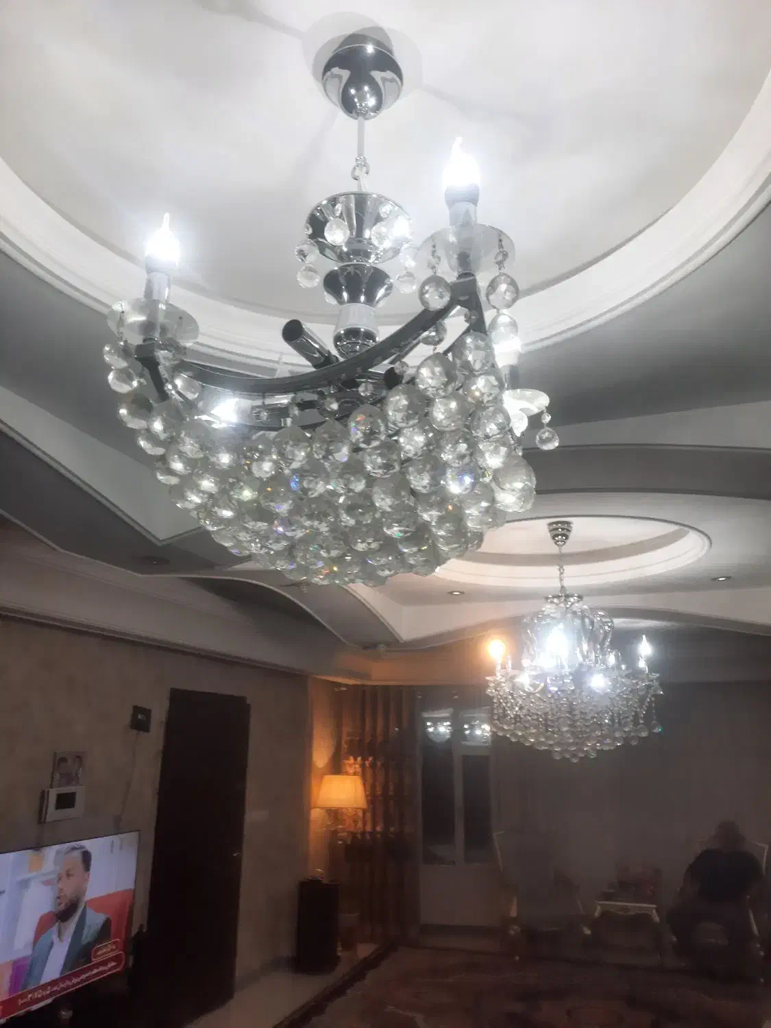 سه عدد لوستر کریستال پایه استیل درجه یک|لوستر و چراغ آویز|قروه, |دیوار