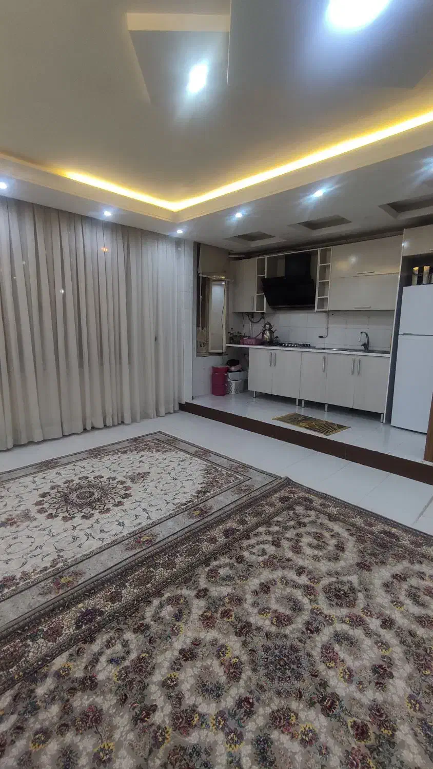 ویلای مصلی خیابان شبنم|فروش خانه و ویلا|ایلام, |دیوار