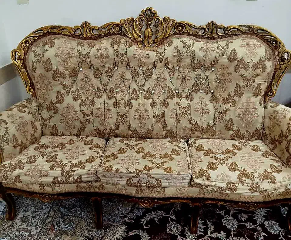 مبل هفت نفره سالم|مبلمان خانگی و میز عسلی|قرچک, قشلاق جیتو|دیوار