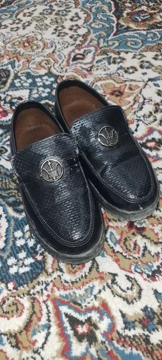 کفش کالج پسرانه نوهستن دوبارپوشیده شدن الان کوچیکن|کفش و لباس بچه|کوهدشت, |دیوار