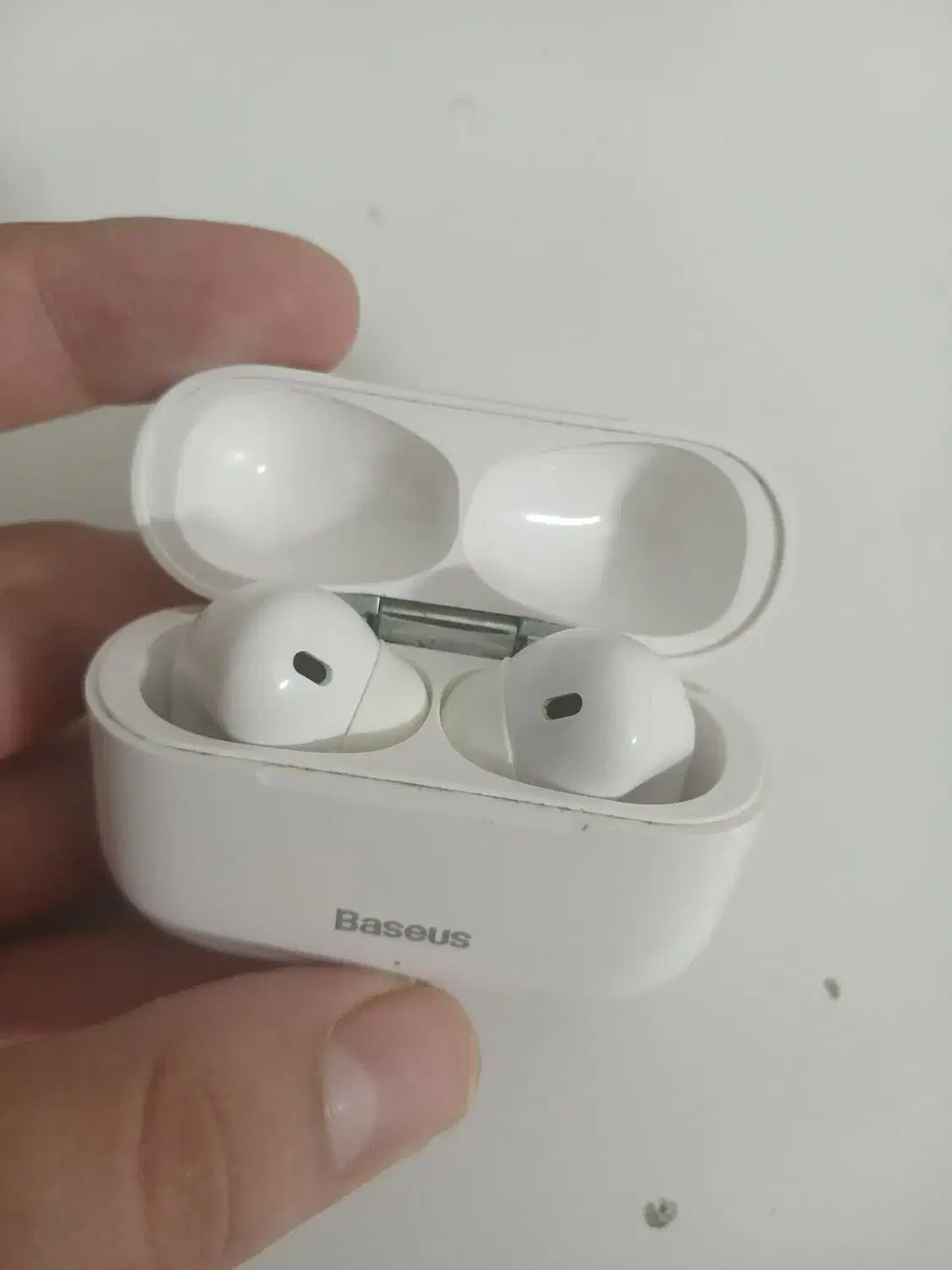 ایرپاد مدلBaseus Encok W3 رنگ سفید|لوازم جانبی موبایل و تبلت|مشهد, مصطفی خمینی|دیوار