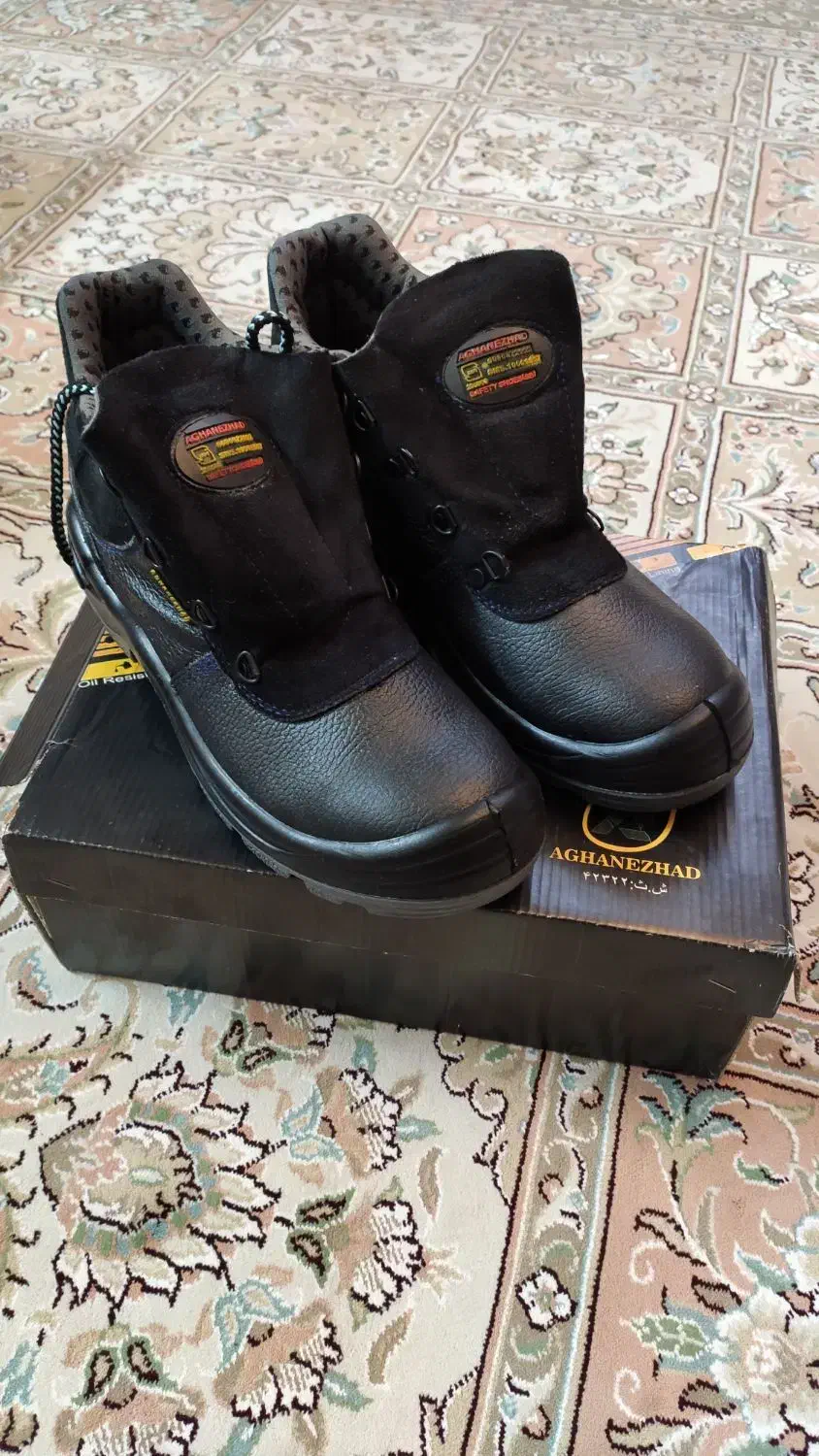 کفش ایمنی نو|کیف، کفش، کمربند|شاهینشهر, مخابرات (شهید بهشتی)|دیوار