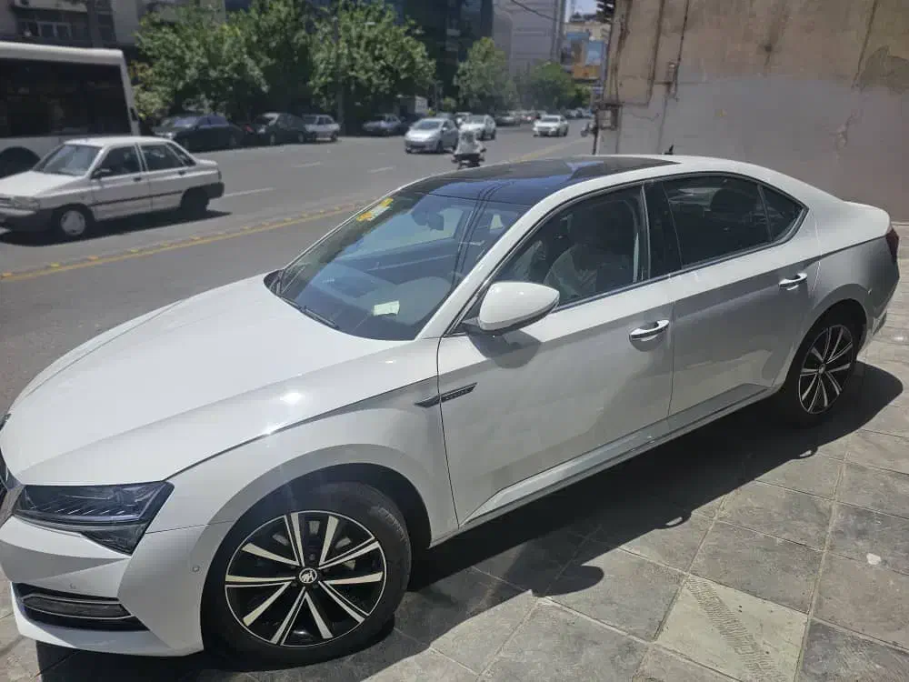 اشکودا سوپر ب|خودرو سواری و وانت|تهران, چهارصد دستگاه|دیوار