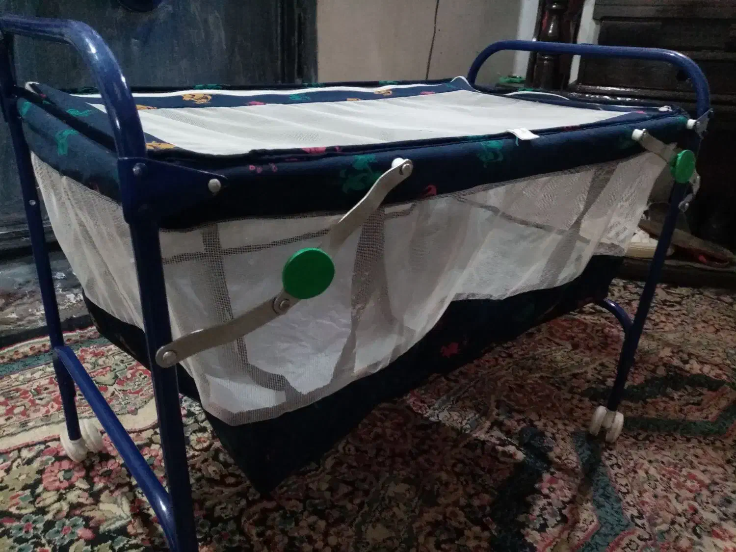 گهواره بچه چهار چرخ|کالسکه و لوازم جانبی|رفسنجان, |دیوار