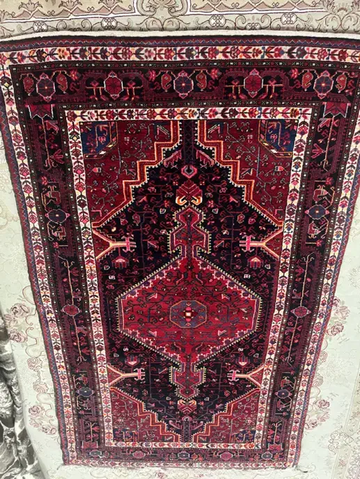 قالیچه درحد نو گوشتدار  دو تخته|فرش|قم, نیروگاه|دیوار