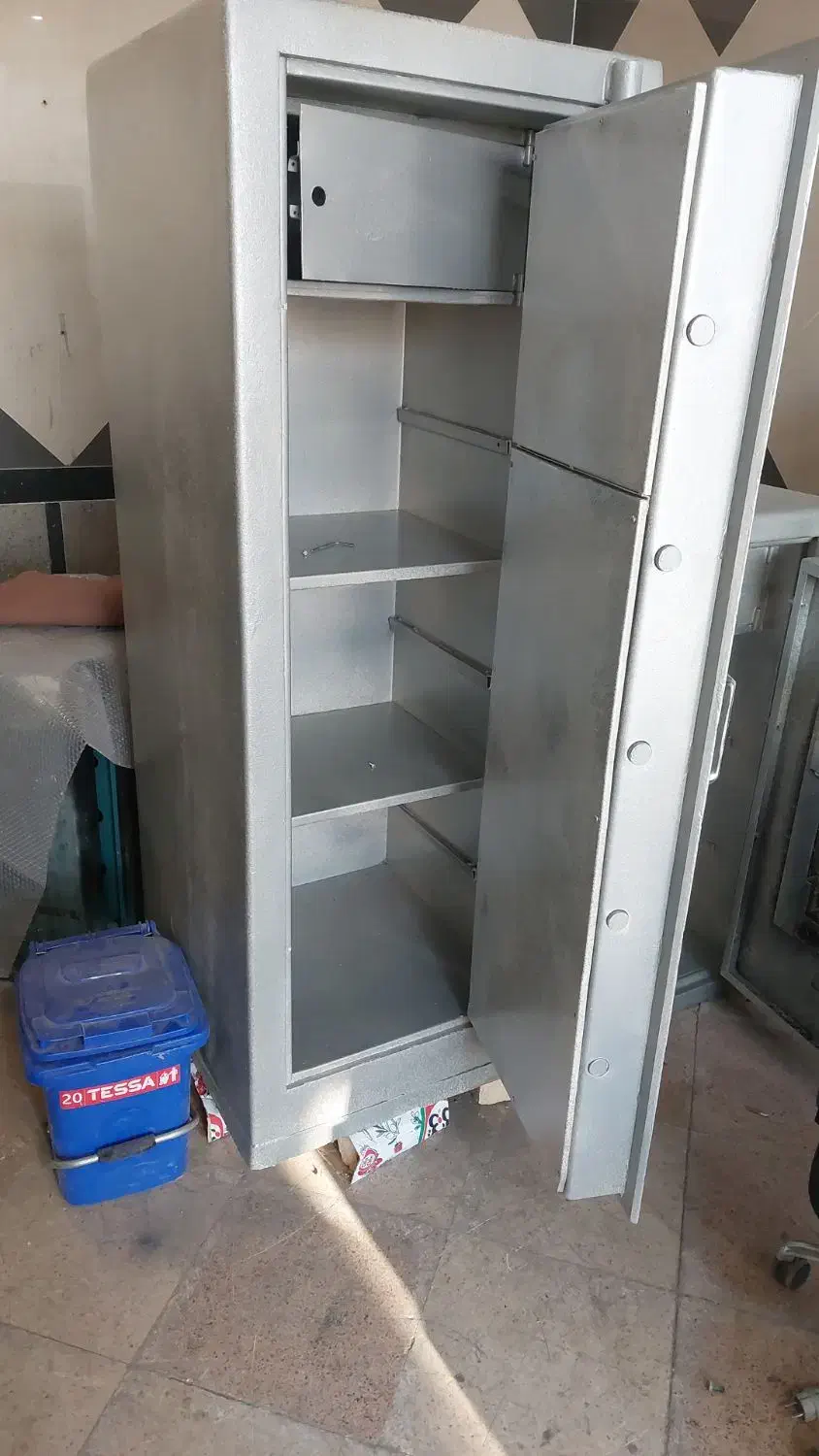 گاوصندوق کاوه استوک|ابزارآلات|یزد, |دیوار