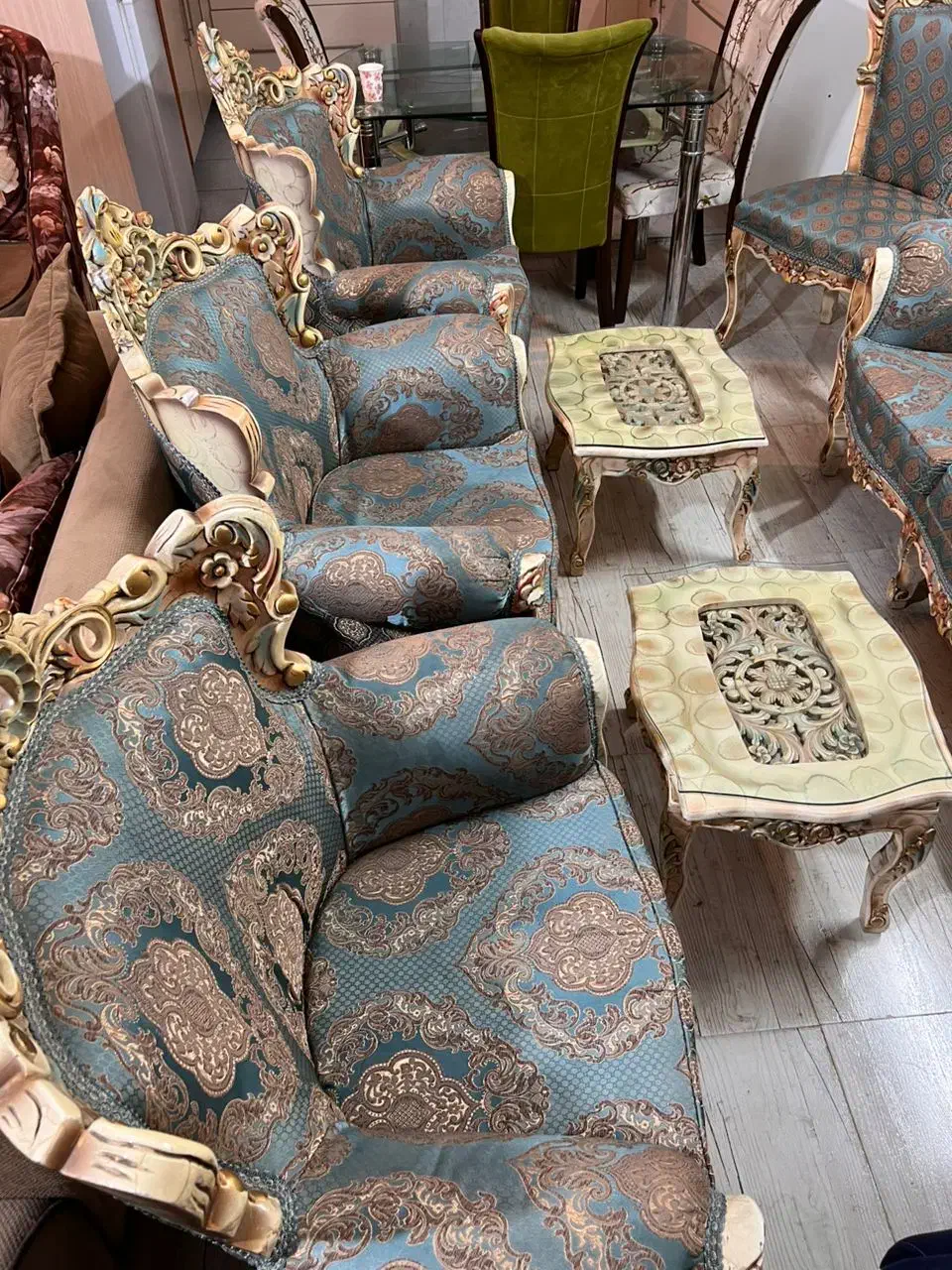 مبل استیل 9نفره با دومیز دو عسلی بسیار سالم|مبلمان خانگی و میز عسلی|آسارا, |دیوار