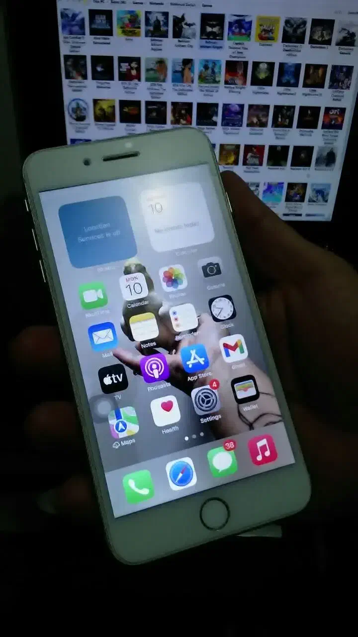 آیفون 8 پلاس|موبایل|رباط‌کریم, رباط‌کریم|دیوار