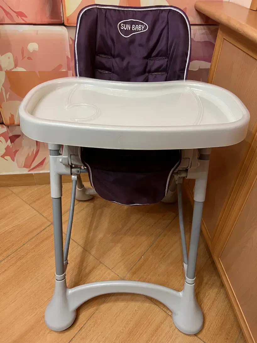 صندلی غذای کودک|تخت و صندلی بچه|صومعهسرا, |دیوار