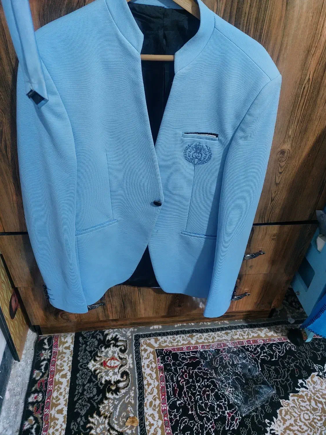 کت تک|لباس|شیراز, شهرک بهار|دیوار