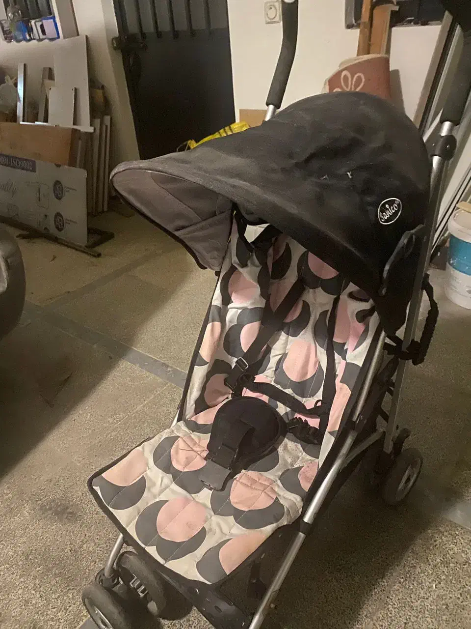 کالاسکه ی کاملا سالم صورتی و سیاه بدون زنگ زدگی|کالسکه و لوازم جانبی|آمل, |دیوار