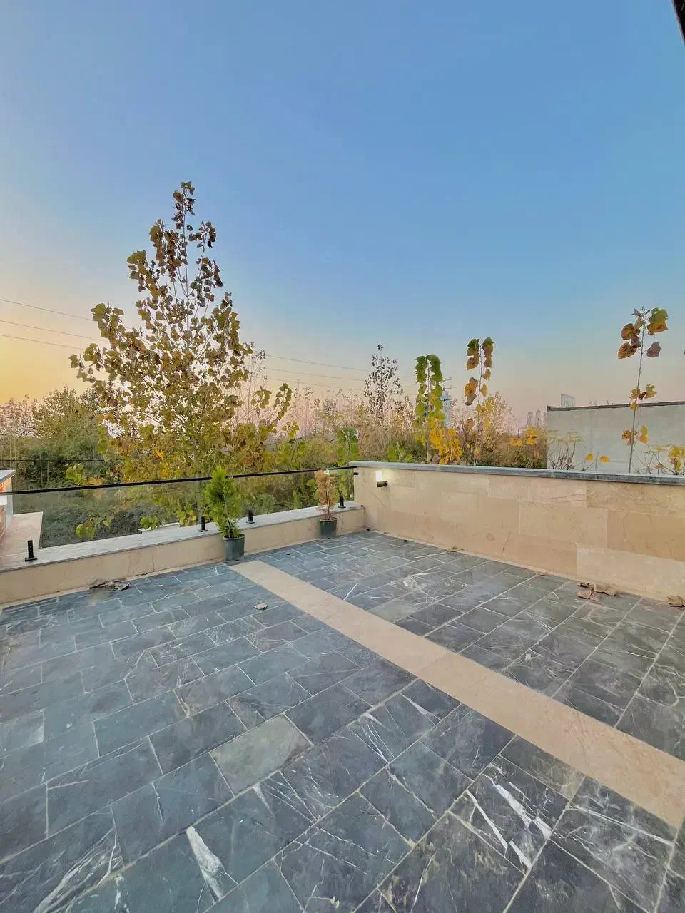 ویلا دوخواب ۲۰۰متری باسند|فروش خانه و ویلا|رینه, |دیوار