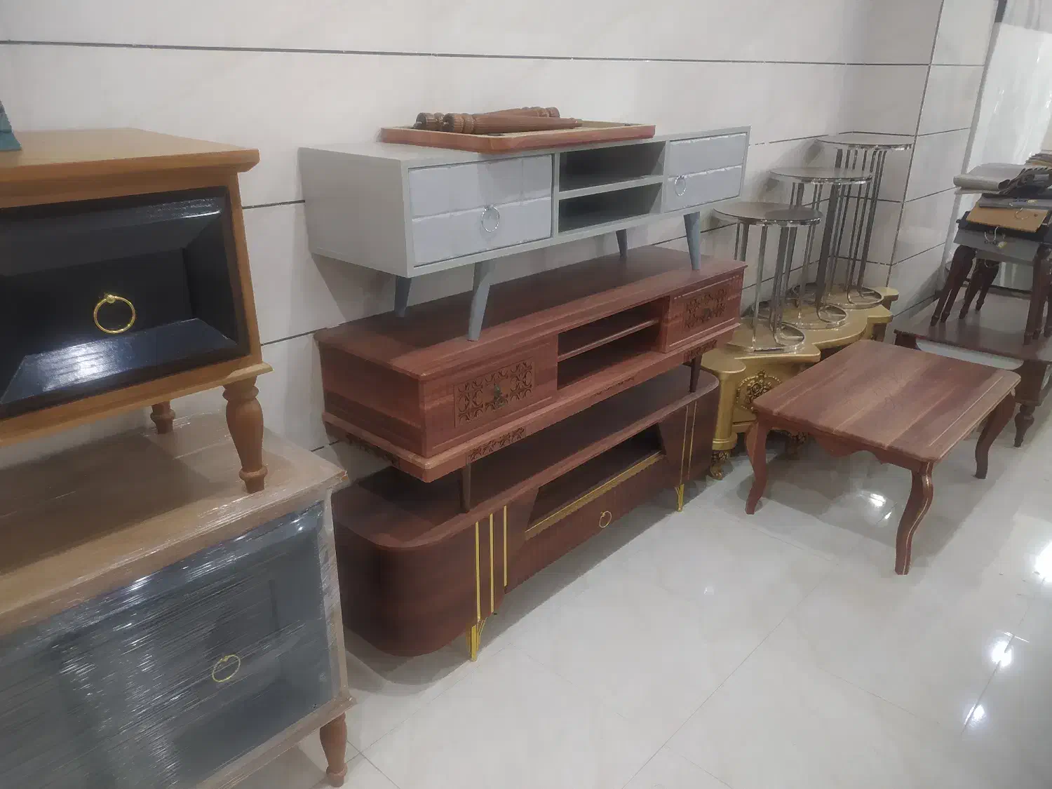 اجاره مغازه تجاری سر خیابان اصلی|اجارهٔ مغازه و غرفه|دهلران, |دیوار