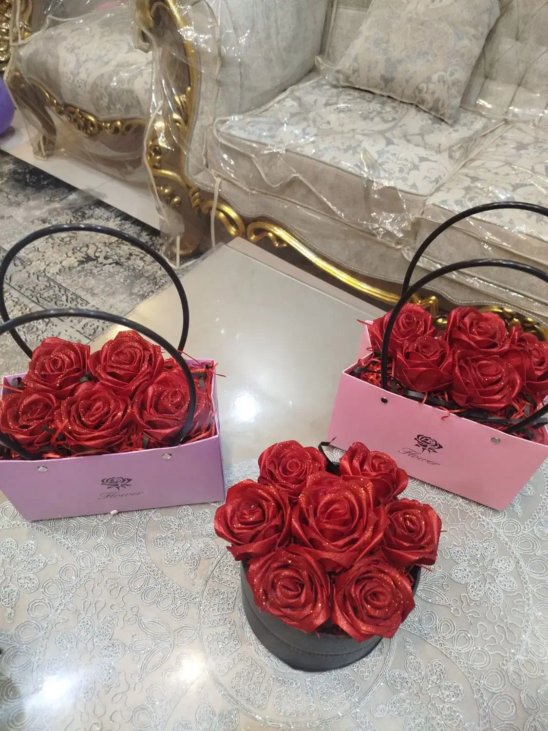 کادو روز مادر یا زن گل روز جاودانه|گل مصنوعی|مشهد, خواجه ربیع|دیوار