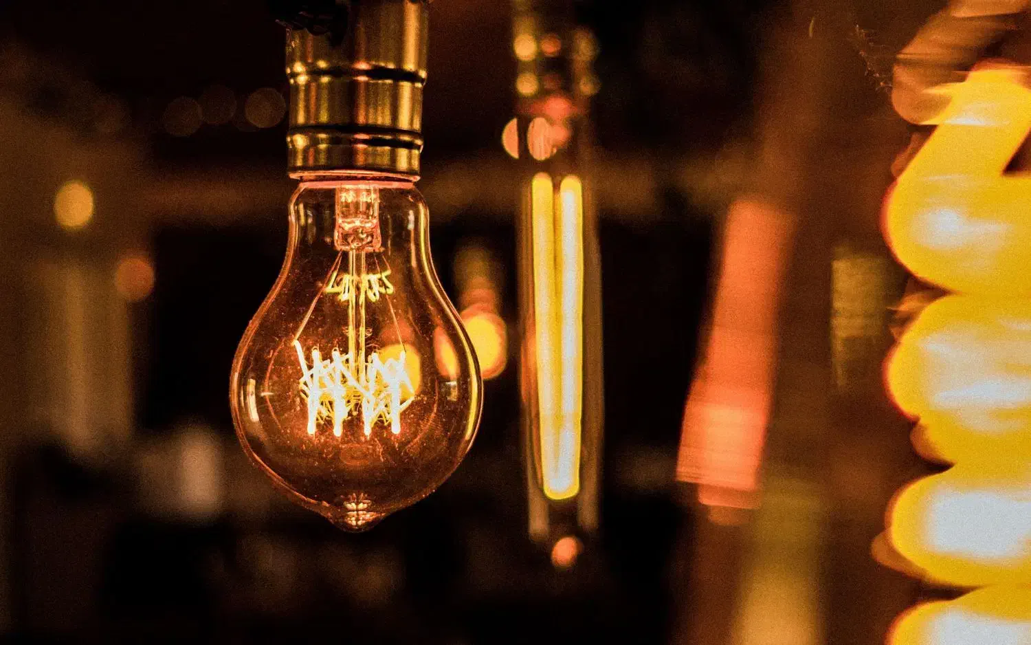 تکنسین برق و تعمیر نگهداری|خدمات پیشه و مهارت|یزد, |دیوار