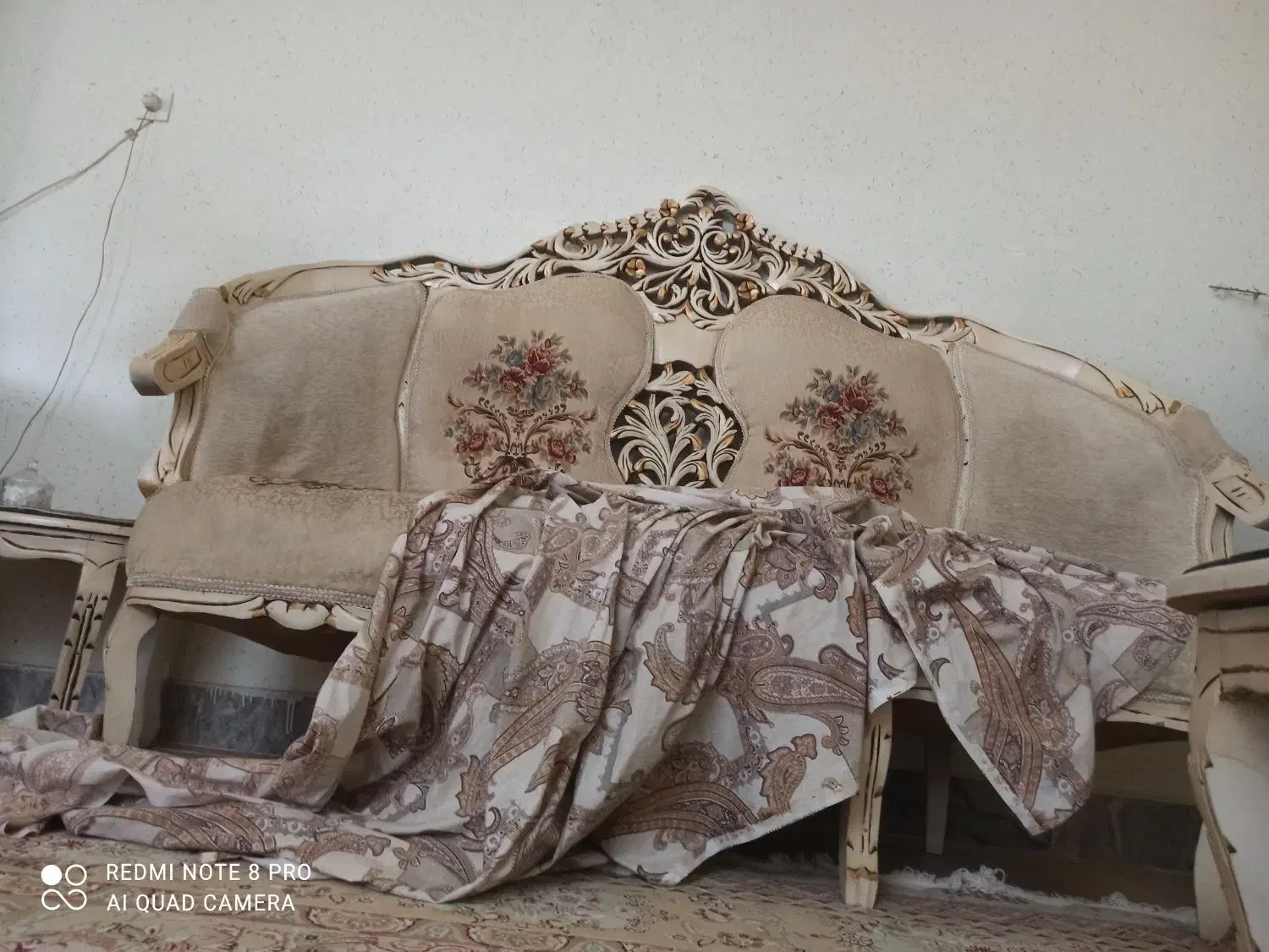 مبل سلطنتی|مبلمان خانگی و میز عسلی|اسفراین, |دیوار