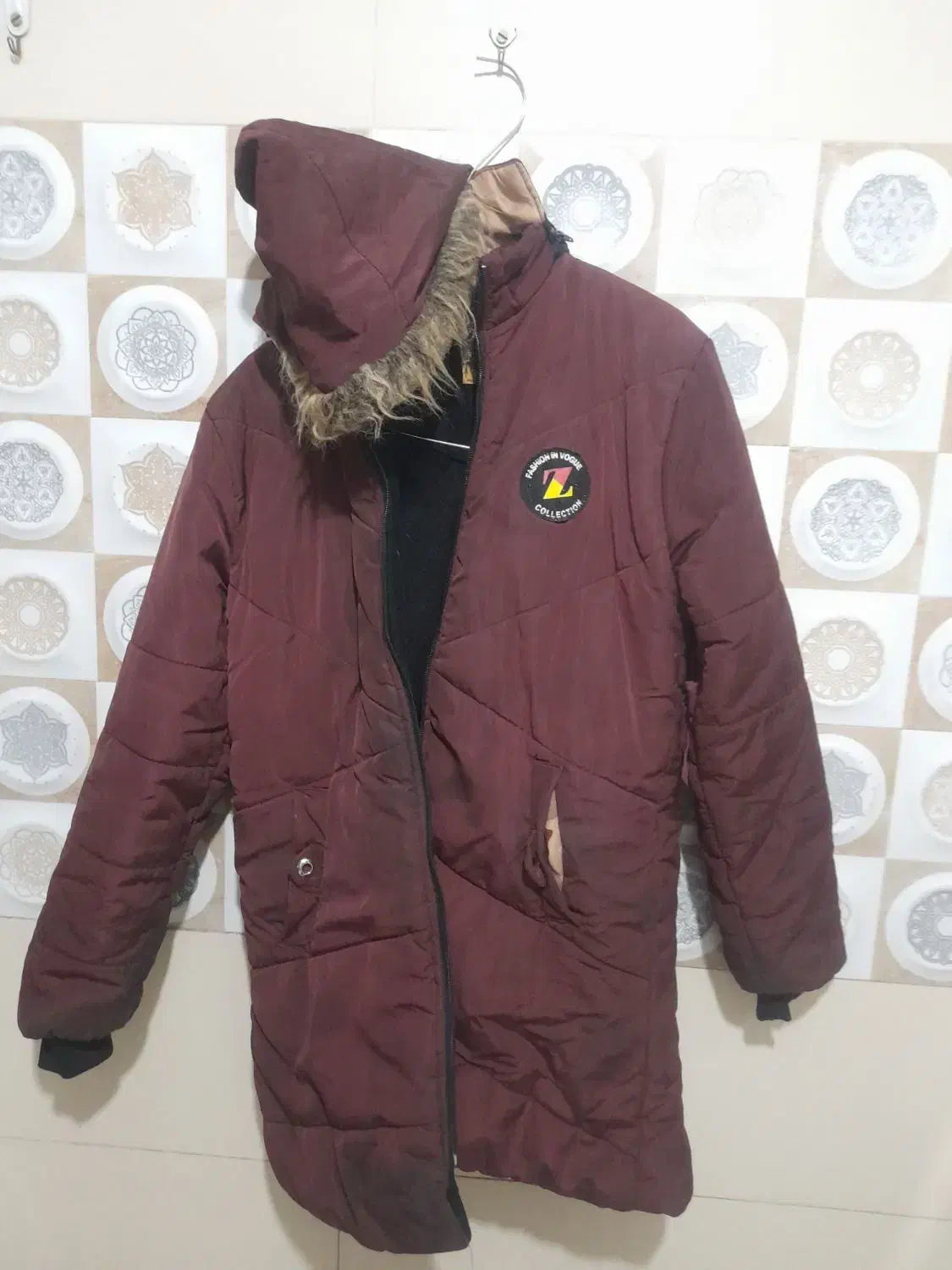 کاپشن بلند ۲۰۰|لباس|قم, نوبهار|دیوار